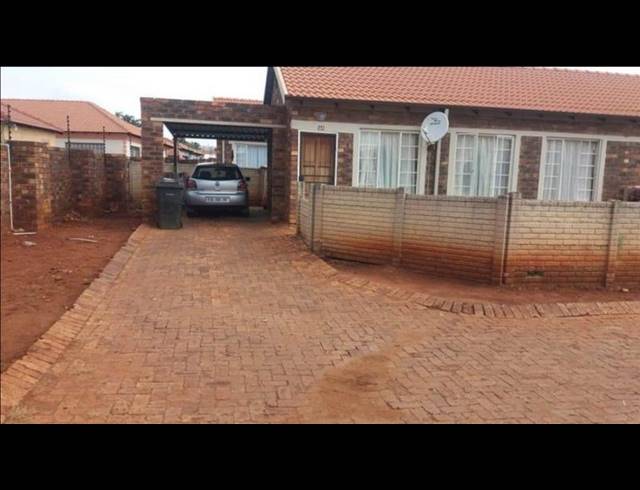 3 BEDROOM HOUSE FOR SALE IN THE ORCHARDS